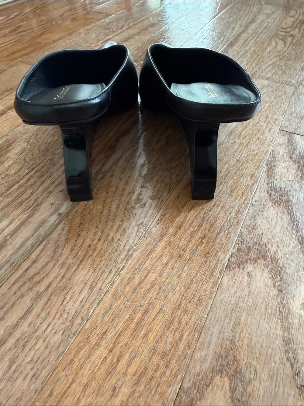 Reformation Wei Pointed Toe Pump - Picture 5 of 9